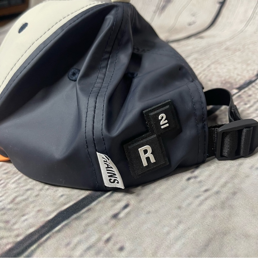 Rains R2 Baseball Cap - Picture 3 of 7